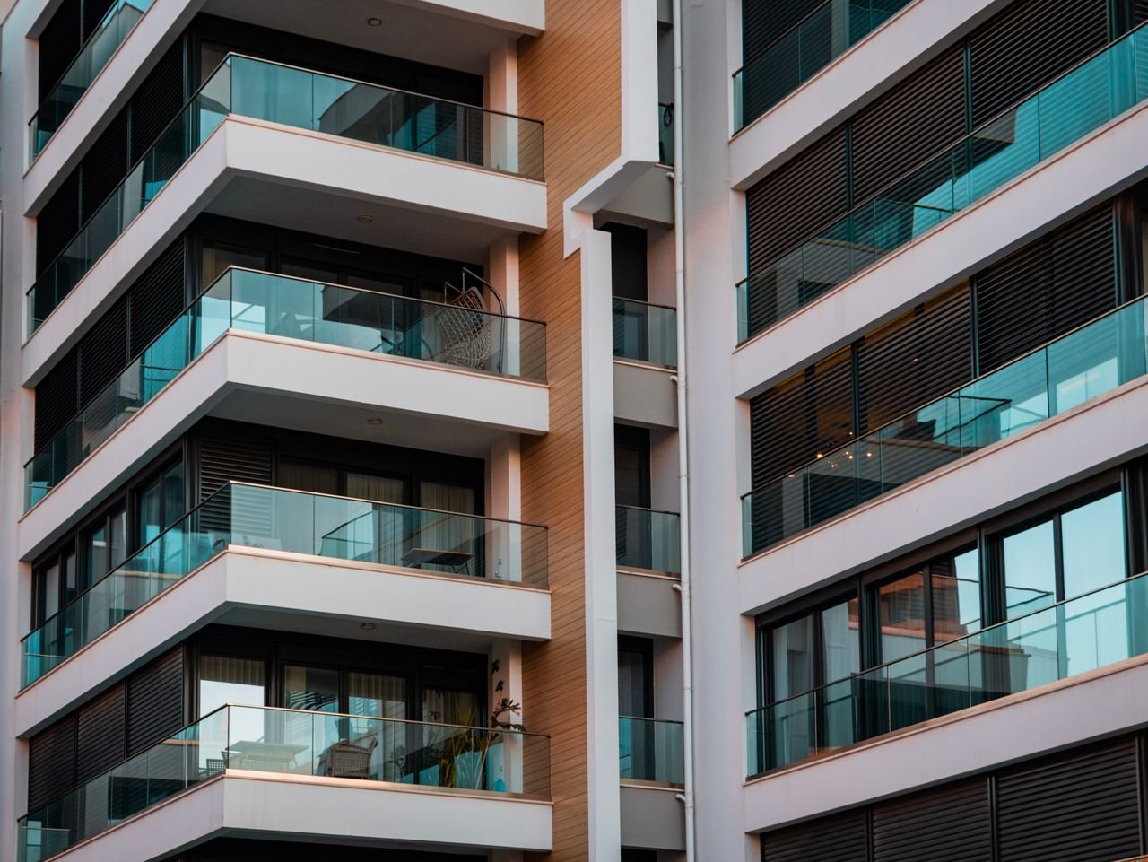 HMO & Multi-Unit Block Finance — Agnes Mortgage
